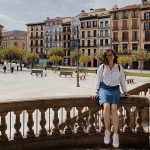 Meet your Posher, Justine